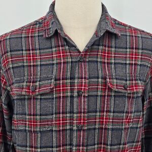 Woolrich Flannel Shirt Men's Lg Gray and Red Plaid Double Pockets